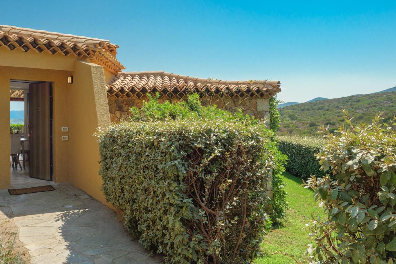 Villetta D'Arancia - Sherdenia Luxury Apartments Marinella  Exterior foto
