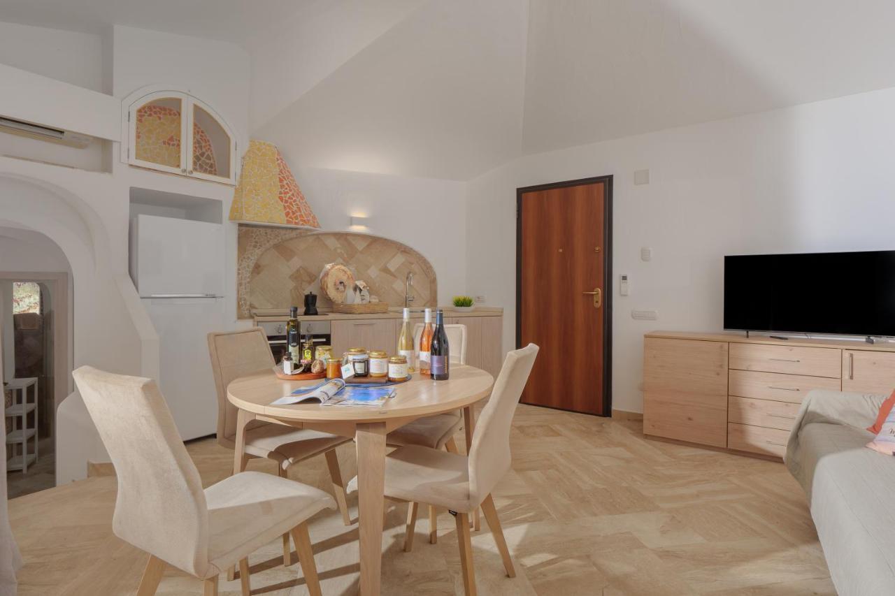 Villetta D'Arancia - Sherdenia Luxury Apartments Marinella  Exterior foto